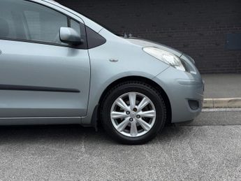 Toyota Yaris 1.33 Dual VVT-i TR MultiMode Euro 4 (s/s) 5dr