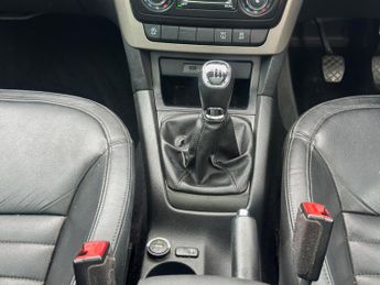 Skoda Yeti 1.2 TSI SE L Outdoor Euro 6 (s/s) 5dr
