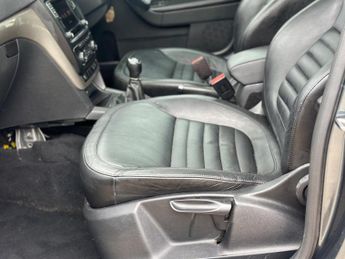 Skoda Yeti 1.2 TSI SE L Outdoor Euro 6 (s/s) 5dr
