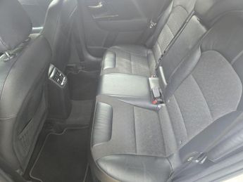 Kia Niro 1.6 GDi 2 DCT Euro 6 (s/s) 5dr