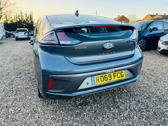 Hyundai IONIQ 1.6 h-GDi 1st Edition DCT Euro 6 (s/s) 5dr