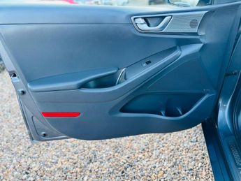 Hyundai IONIQ 1.6 h-GDi 1st Edition DCT Euro 6 (s/s) 5dr