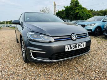 Volkswagen e-Golf 35.8kWh e-Golf Auto 5dr