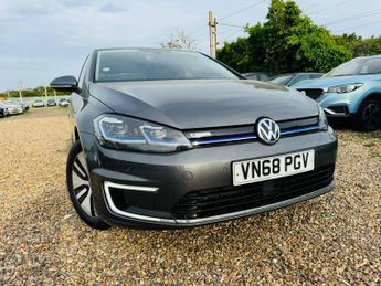 Volkswagen e-Golf 35.8kWh e-Golf Auto 5dr