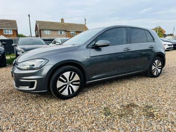 Volkswagen e-Golf 35.8kWh e-Golf Auto 5dr