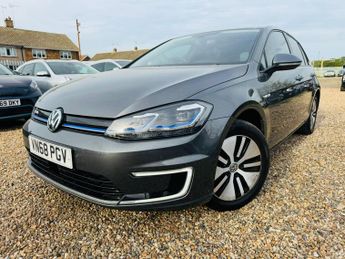 Volkswagen e-Golf 35.8kWh e-Golf Auto 5dr