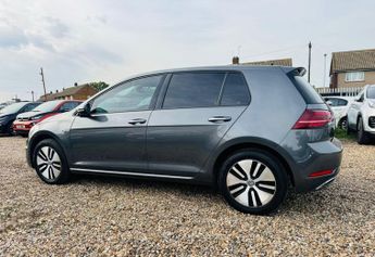 Volkswagen e-Golf 35.8kWh e-Golf Auto 5dr
