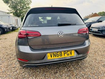 Volkswagen e-Golf 35.8kWh e-Golf Auto 5dr