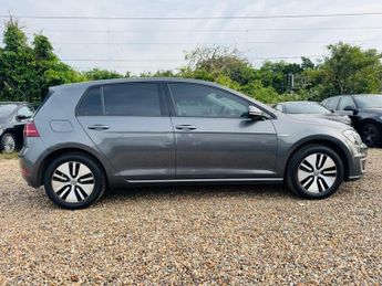 Volkswagen e-Golf 35.8kWh e-Golf Auto 5dr