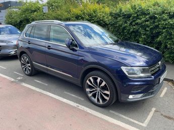 Volkswagen Tiguan 2.0 TDI BlueMotion Tech SE Navigation DSG 4Motion Euro 6 (s/s) 5