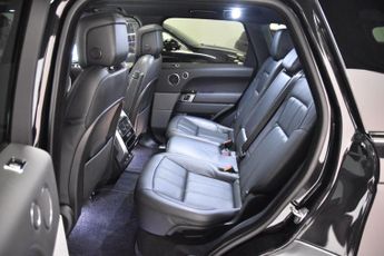 Land Rover Range Rover Sport 3.0 D300 MHEV HSE Dynamic Black Auto 4WD Euro 6 (s/s) 5dr