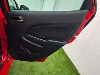 Mazda Mazda2 1.5 Tamura Nav Hatchback 5dr Petrol Auto Euro 5 (102 ps)