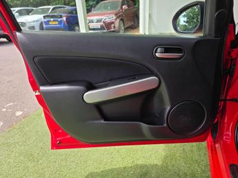 Mazda Mazda2 1.5 Tamura Nav Hatchback 5dr Petrol Auto Euro 5 (102 ps)
