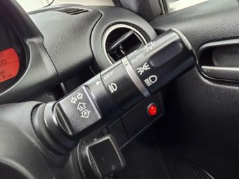 Mazda Mazda2 1.5 Tamura Nav Hatchback 5dr Petrol Auto Euro 5 (102 ps)