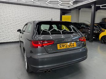 Audi A3 2.0 TDI S line S Tronic Euro 5 (s/s) 3dr