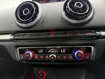 Audi A3 2.0 TDI S line S Tronic Euro 5 (s/s) 3dr