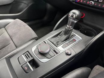 Audi A3 2.0 TDI S line S Tronic Euro 5 (s/s) 3dr