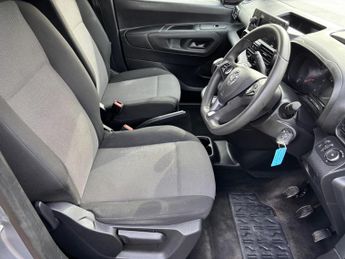 Vauxhall Combo 1.6 Turbo D 2300 Sportive L1 H1 Euro 6 (s/s) 4dr