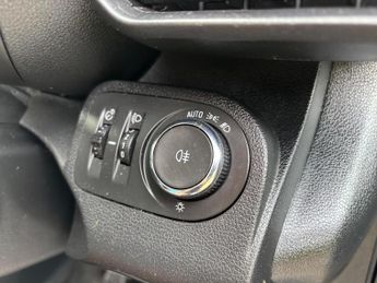 Vauxhall Combo 1.6 Turbo D 2300 Sportive L1 H1 Euro 6 (s/s) 4dr