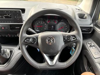 Vauxhall Combo 1.6 Turbo D 2300 Sportive L1 H1 Euro 6 (s/s) 4dr