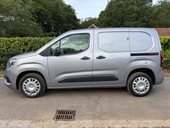 Vauxhall Combo 1.6 Turbo D 2300 Sportive L1 H1 Euro 6 (s/s) 4dr