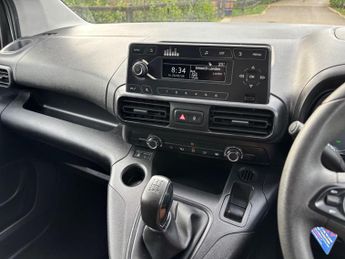 Vauxhall Combo 1.6 Turbo D 2300 Sportive L1 H1 Euro 6 (s/s) 4dr