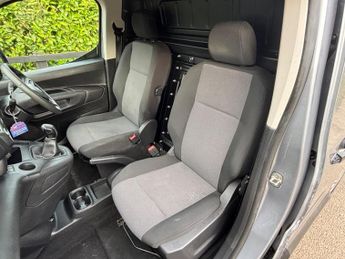 Vauxhall Combo 1.6 Turbo D 2300 Sportive L1 H1 Euro 6 (s/s) 4dr