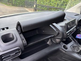 Vauxhall Combo 1.6 Turbo D 2300 Sportive L1 H1 Euro 6 (s/s) 4dr