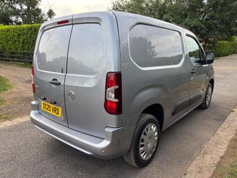 Vauxhall Combo 1.6 Turbo D 2300 Sportive L1 H1 Euro 6 (s/s) 4dr