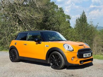 MINI HATCH 2.0 Cooper SD Hatchback 3dr Diesel Auto Euro 6 (s/s) (170 ps)