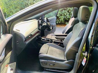 Volkswagen ID.5 Pro 77kWh Tech Auto 5dr