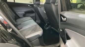 Volkswagen ID.5 Pro 77kWh Tech Auto 5dr