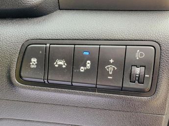 Hyundai TUCSON 1.7 CRDi Blue Drive Premium DCT Euro 6 (s/s) 5dr