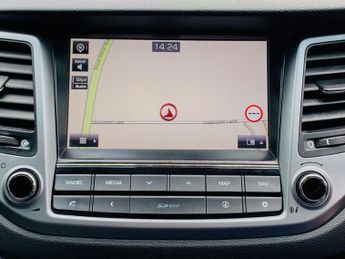Hyundai TUCSON 1.7 CRDi Blue Drive Premium DCT Euro 6 (s/s) 5dr