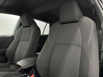 Toyota Corolla 1.8 VVT-h Icon Tech Touring Sports CVT Euro 6 (s/s) 5dr