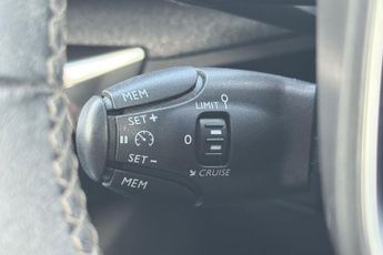 Peugeot 3008 1.2 PureTech GPF Allure SUV 5dr Petrol EAT Euro 6 (s/s) (130 ps)