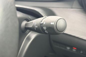 Peugeot E-2008 50kWh Active Premium SUV 5dr Electric Auto (7kW Charger) (136 ps