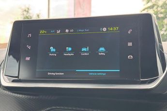 Peugeot E-2008 50kWh Active Premium SUV 5dr Electric Auto (7kW Charger) (136 ps