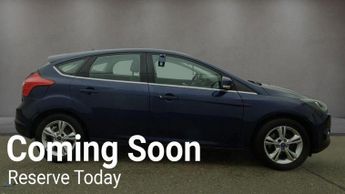 Ford Focus 1.6 Zetec Hatchback 5dr Petrol Manual