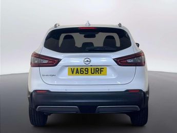 Nissan Qashqai 1.3 DIG-T Tekna SUV 5dr Petrol DCT Auto Euro 6 (s/s) (160 ps)