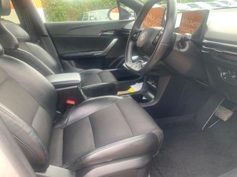 MG MG4 64kWh Trophy Long Range Auto 5dr