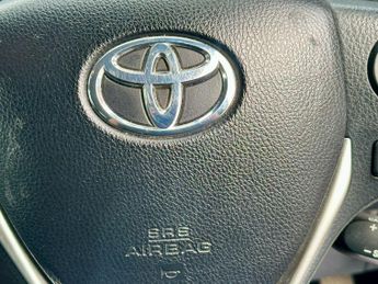 Toyota Auris 1.8 VVT-h Excel Touring Sports CVT Euro 5 (s/s) 5dr