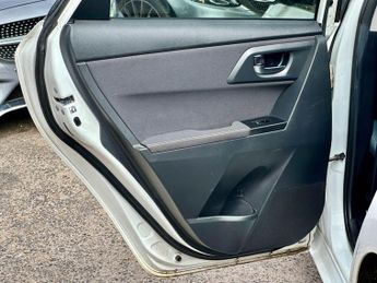 Toyota Auris 1.8 VVT-h Excel Touring Sports CVT Euro 5 (s/s) 5dr