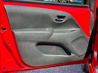 Toyota AYGO 1.0 VVT-i x-pression x-shift Euro 5 5dr Euro 5