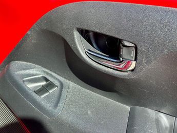 Toyota AYGO 1.0 VVT-i x-pression x-shift Euro 5 5dr Euro 5