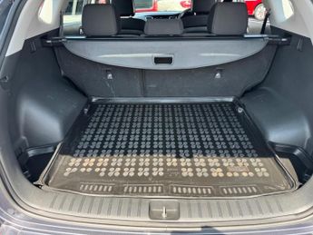 Hyundai TUCSON 2.0 CRDi SE Nav Auto 4WD Euro 6 5dr