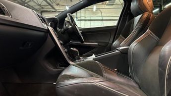 Volvo V60 2.0 D4 R-Design Nav Auto Euro 6 (s/s) 5dr