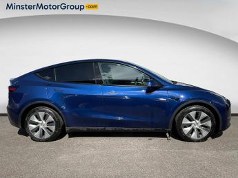 Tesla Model Y LONG RANGE AWD