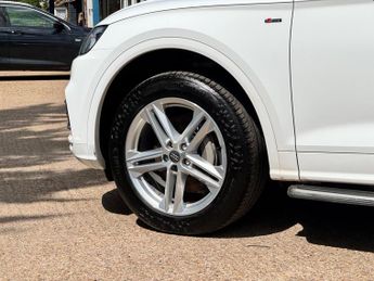 Audi Q5 2.0 TDI S line S Tronic quattro Euro 6 (s/s) 5dr