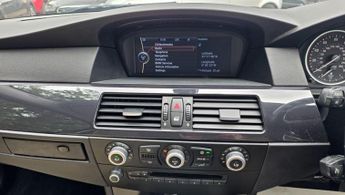 BMW 5 Series 3.0 525d SE Business Edition Steptronic Euro 4 4dr